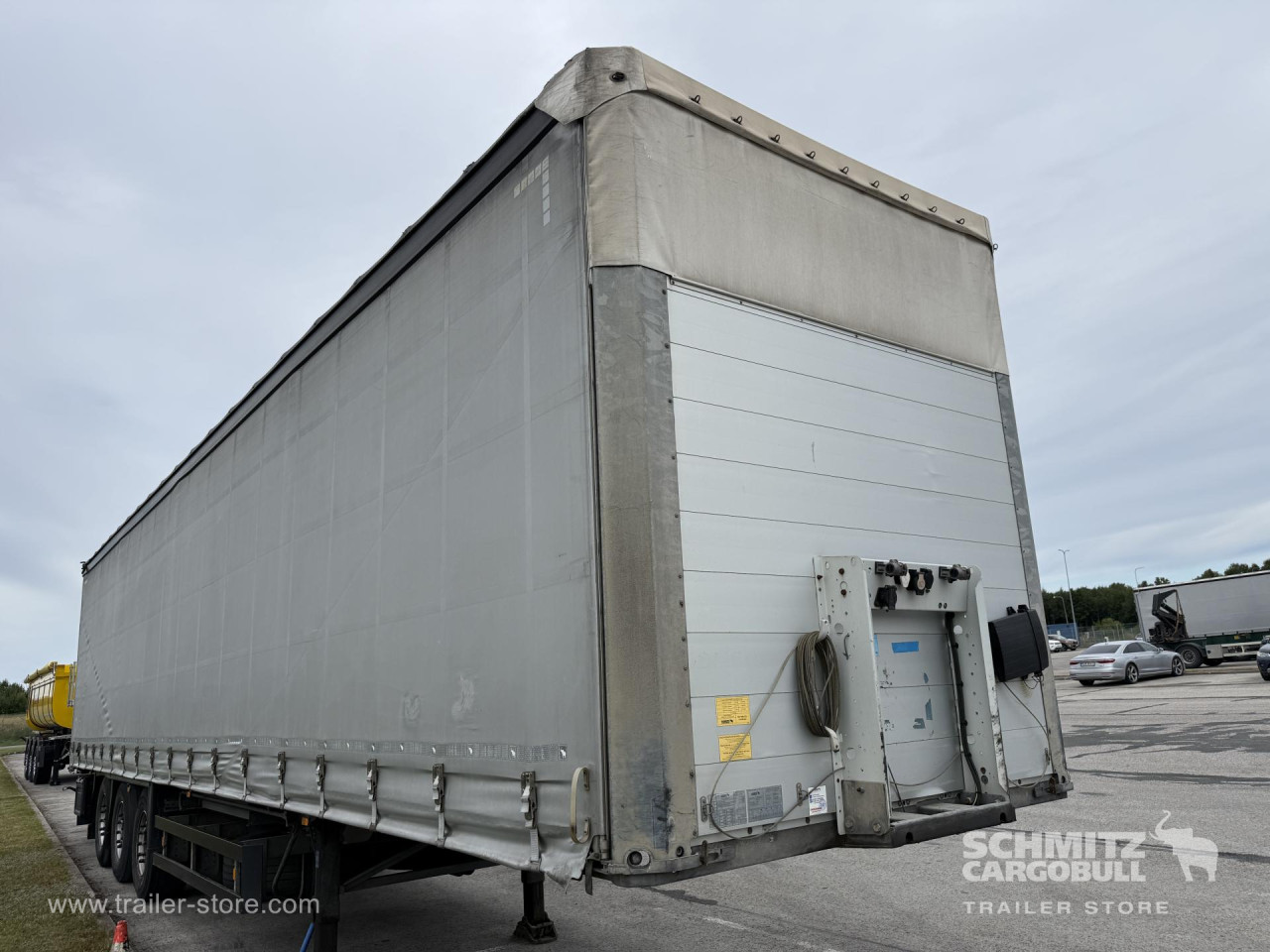 Schmitz Cargobull Curtainsider Standard 