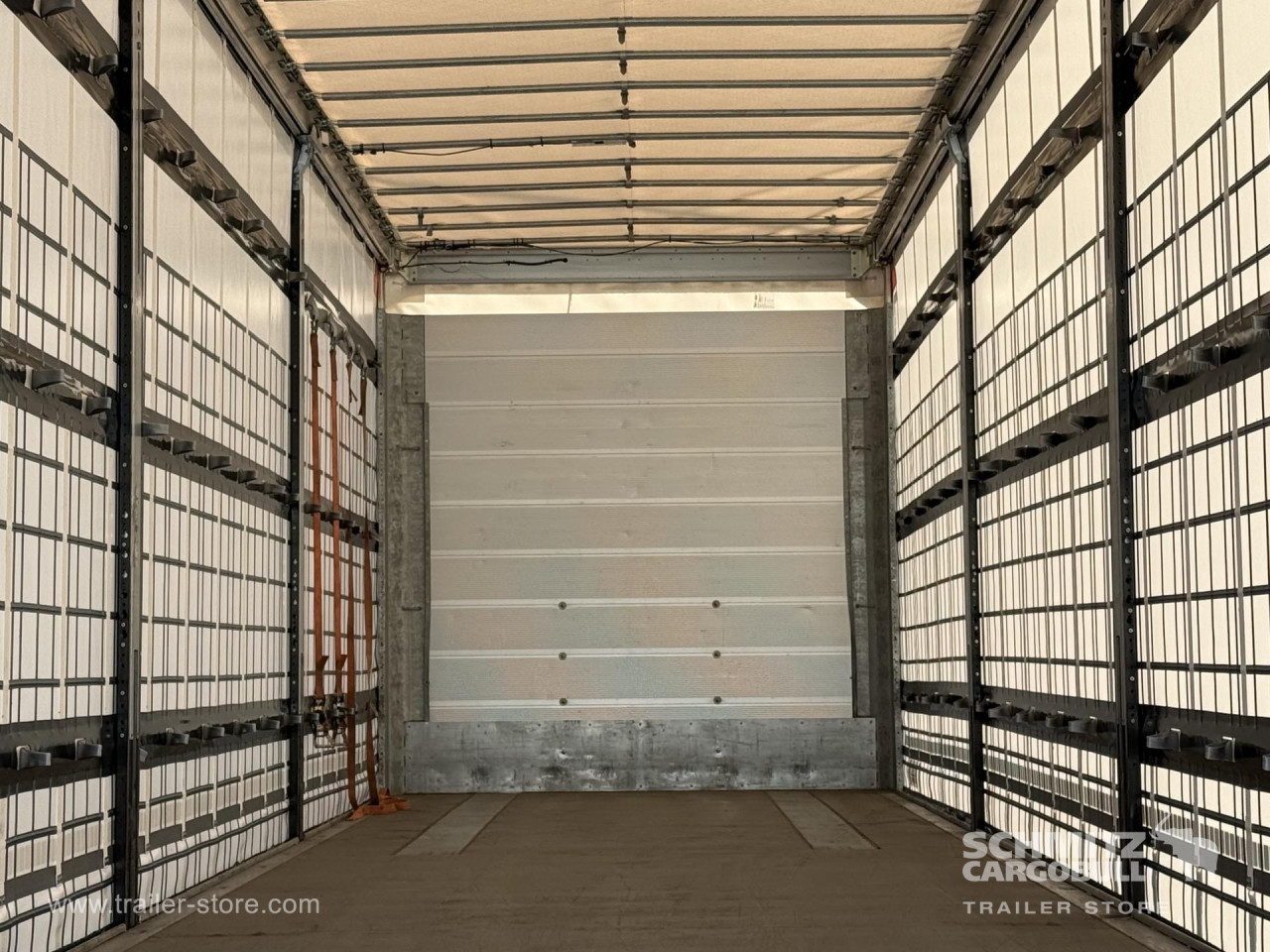 Schmitz Cargobull Curtainsider Standard 