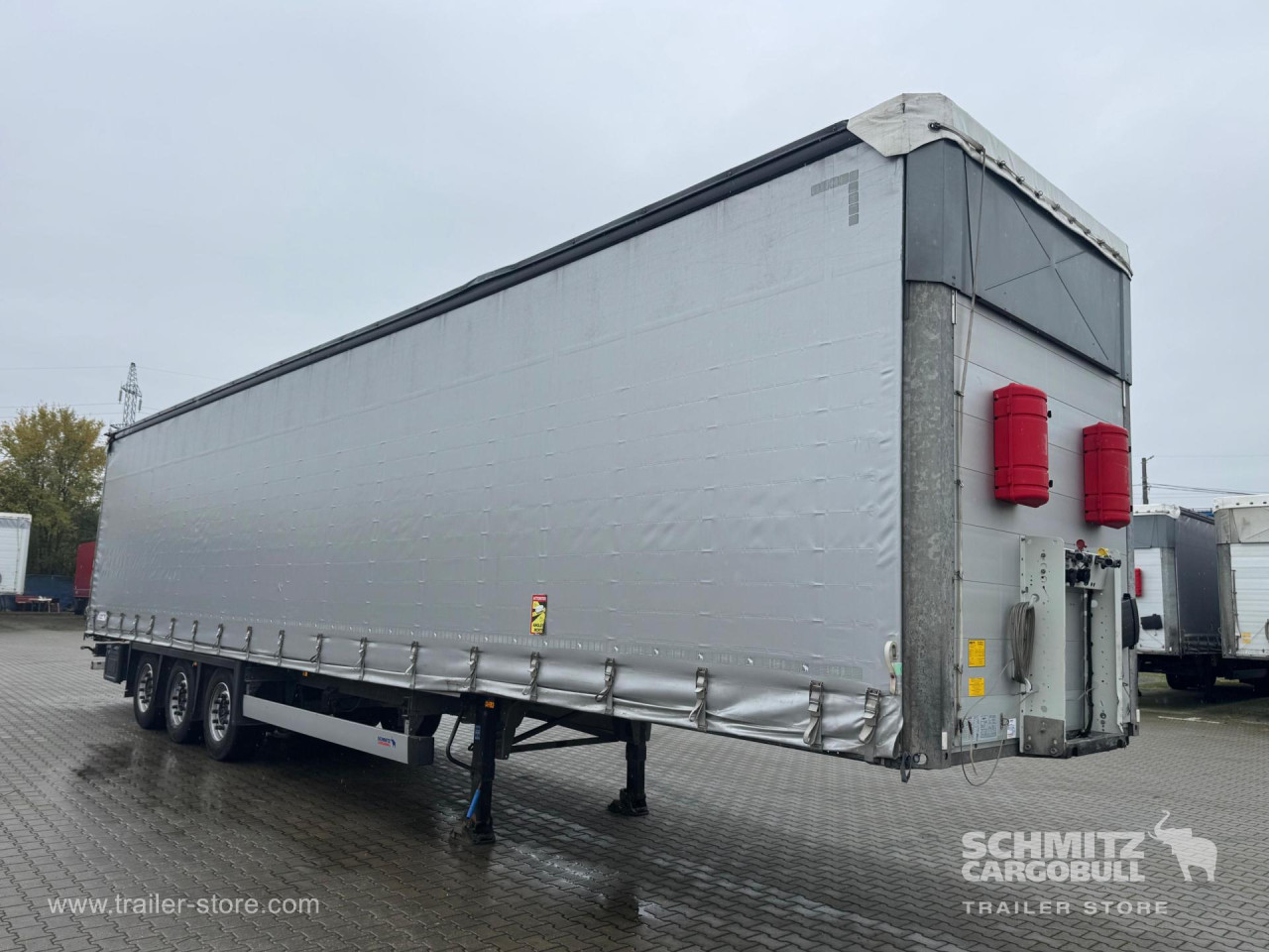 Schmitz Cargobull Curtainsider Mega 