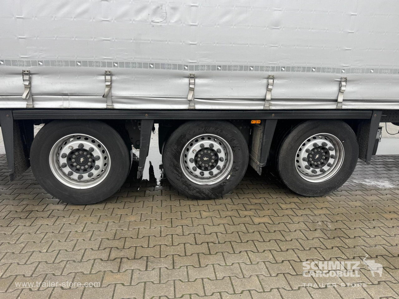 Schmitz Cargobull Curtainsider Mega 