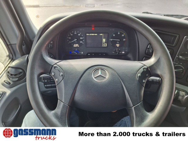 Mercedes Benz Actros 4146 K 8x4/4, Retarder, Kran Hiab XS 477 