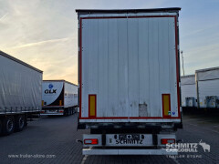 Schmitz Cargobull Curtainsider Standard Getränke 