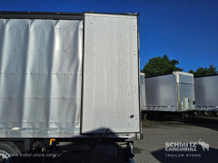 Schmitz Cargobull Curtainsider Standard Getränke 