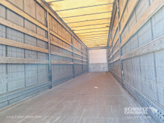 Schmitz Cargobull Curtainsider Mega 