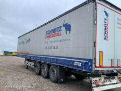 Schmitz Cargobull Curtainsider Standard 