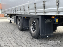 Schmitz Cargobull Curtainsider Mega Getränke 