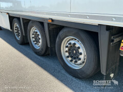 Schmitz Cargobull Reefer Meat hanging system 