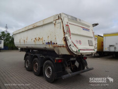 Schmitz Cargobull Tipper Steel half pipe body 28m³ 