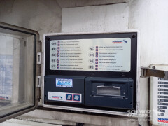 Schmitz Cargobull Tiefkühler Multitemp Doppelstock Trennwand 