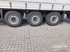 Schmitz Cargobull Curtainsider Standard 