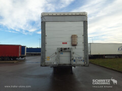 Schmitz Cargobull Semitrailer Curtainsider Standard Hayon 