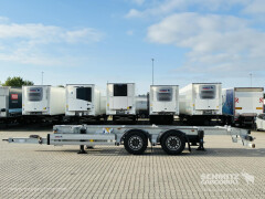 Schmitz Cargobull Zentralachsanhänger Wechselfahrgestell 