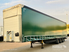 Schmitz Cargobull Curtainsider Mega Getränke 