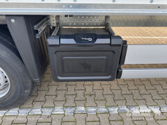 Schmitz Cargobull Oplegger Kasten Standard Roller shutter door 