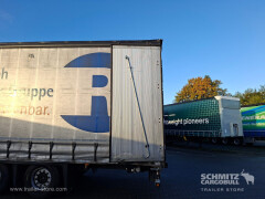 Schmitz Cargobull Curtainsider Mega Getränke 