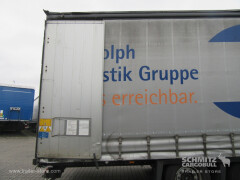 Schmitz Cargobull Curtainsider Mega Getränke 