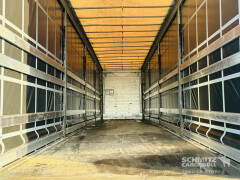 Schmitz Cargobull Curtainsider Mega Getränke 