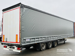Schmitz Cargobull Curtainsider Mega Getränke 