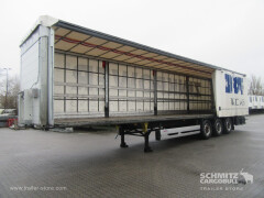 Schmitz Cargobull Curtainsider Standard Getränke 