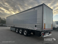 Schmitz Cargobull Curtainsider Standard Getränke 