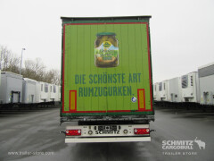 Schmitz Cargobull Curtainsider Standard Getränke 