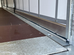 Schmitz Cargobull Curtainsider Standard Getränke 