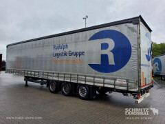 Schmitz Cargobull Curtainsider Mega Getränke 