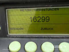 Schmitz Cargobull Oplegger Vries Standard Roller shutter door 