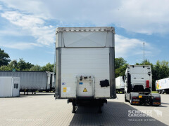 Schmitz Cargobull Curtainsider Mega Getränke 