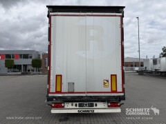 Schmitz Cargobull Curtainsider Mega Getränke 