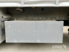 Schmitz Cargobull Curtainsider Mega Staplerhalterung Getränke 