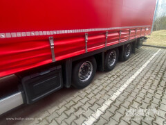 Schmitz Cargobull Curtainsider Mega 