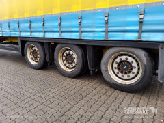 Schmitz Cargobull Curtainsider Mega Getränke 