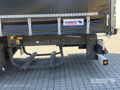 Schmitz Cargobull Curtainsider Standard Getränke 