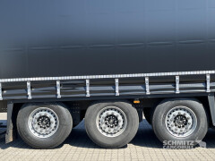 Schmitz Cargobull Curtainsider Standard Getränke 