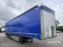 Schmitz Cargobull Curtainsider Standard Getränke 