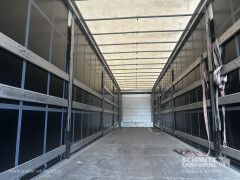 Schmitz Cargobull Curtainsider Standard Getränke 