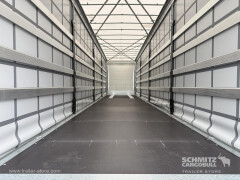 Schmitz Cargobull Curtainsider Mega Getränke 