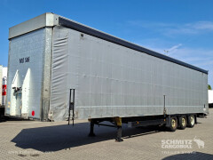 Schmitz Cargobull Curtainsider Mega Getränke 
