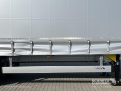 Schmitz Cargobull Curtainsider Mega Getränke 
