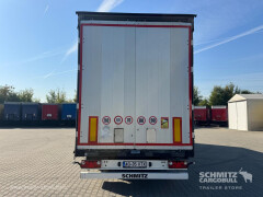Schmitz Cargobull Curtainsider Mega 