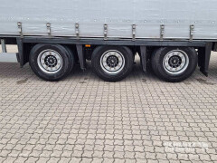 Schmitz Cargobull Curtainsider Mega 